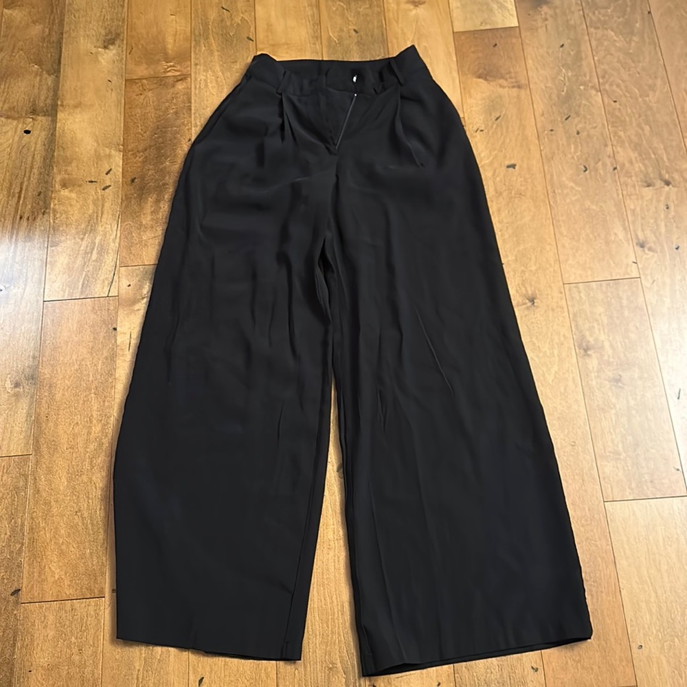 🤍SOLD🤍NEW Forever 21 Dress Pants